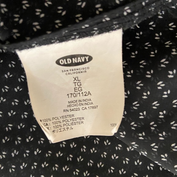 Old Navy sheer black blouse - Picture 7 of 9
